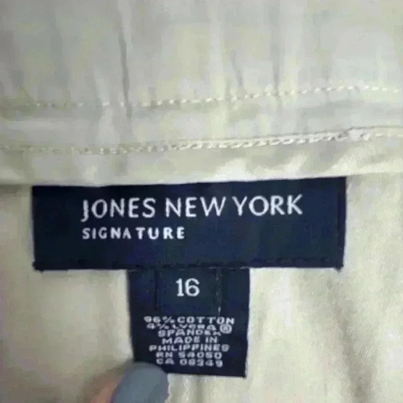 Jones New York Women's Beige Dress Khaki Pants Size 16 Straight Leg Casual - Picture 6 of 8